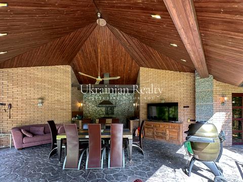 будинок за адресою Анатолія Солов'яненка вул.