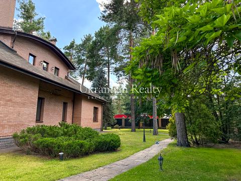 будинок за адресою Анатолія Солов'яненка вул.