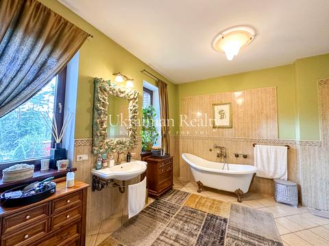 будинок за адресою Анатолія Солов'яненка вул.