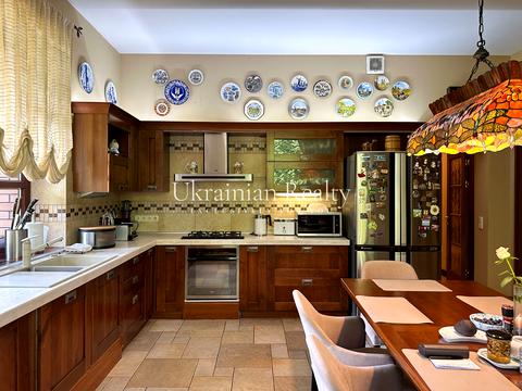 будинок за адресою Анатолія Солов'яненка вул.