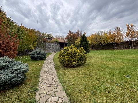 будинок за адресою Тиха, 16