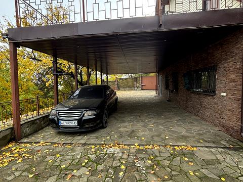 будинок за адресою Тиха, 16