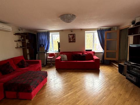 будинок за адресою Тиха, 16