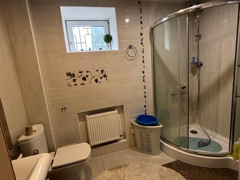 будинок за адресою Тиха, 16