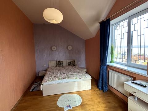 будинок за адресою Тиха, 16