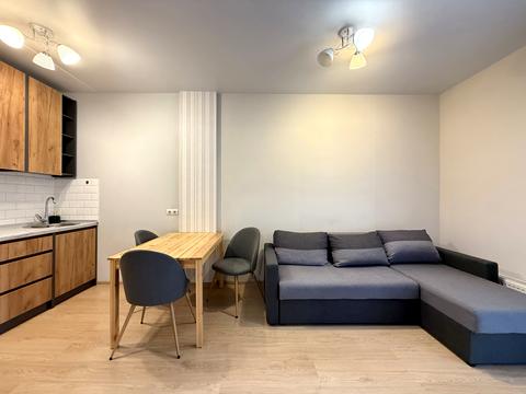 квартира за адресою Тадея Рильського бульв., 1