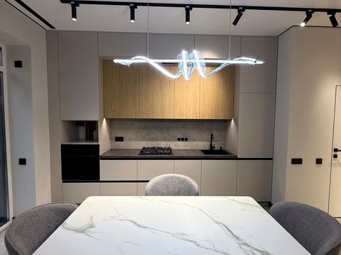 дом по адресу Українська