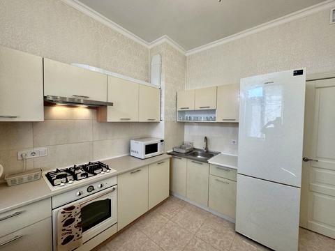 квартира за адресою Олексія Вадатурського вул. (Маршала Малиновського), 18б