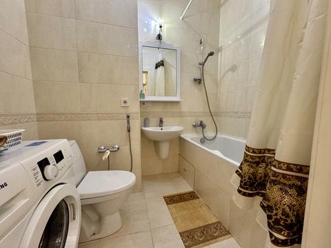 квартира за адресою Олексія Вадатурського вул. (Маршала Малиновського), 18б