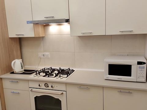 квартира за адресою Олексія Вадатурського вул. (Маршала Малиновського), 18б