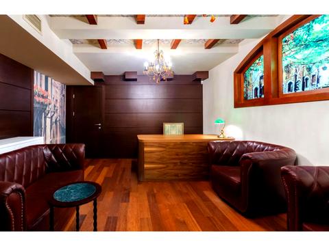 комерційна за адресою Золотоворітська вул., 2-А