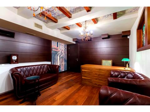 комерційна за адресою Золотоворітська вул., 2-А