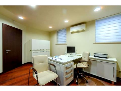 комерційна за адресою Золотоворітська вул., 2-А