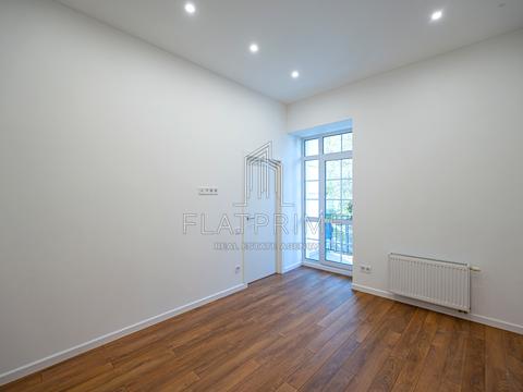 квартира за адресою Григорія Кочура вул. (Олександра Пироговського), 19/8