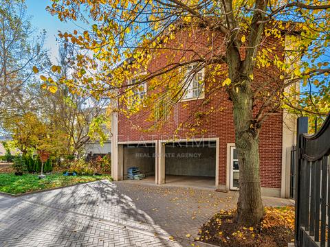 коммерческая по адресу Григория Кочура ул. (Александра Пироговского), 19/8