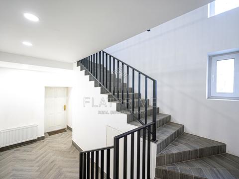 коммерческая по адресу Григория Кочура ул. (Александра Пироговского), 19/8