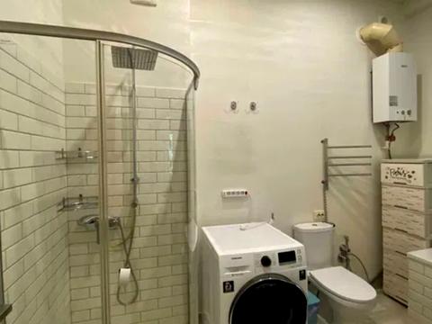 квартира за адресою Академіка Чекмарьова вул., 7