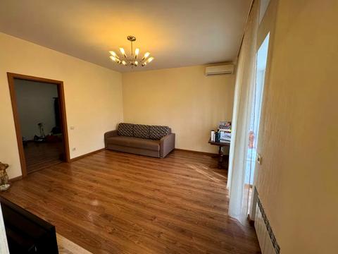 квартира по адресу Андрея Фабра ул. (Андрія Фабра), 4