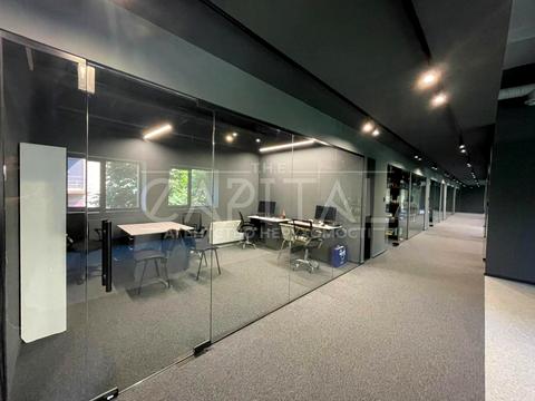 комерційна за адресою Кирилівська вул. (Фрунзе), 102