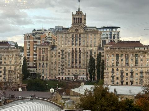 квартира за адресою Євгена Чикаленка вул. (Пушкінська), 20