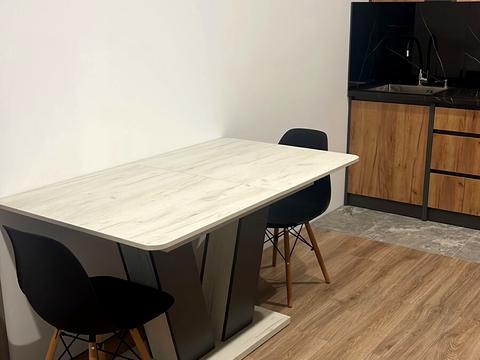 квартира за адресою Ревуцького вул., 40-Г