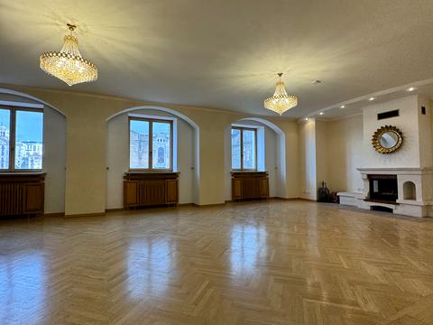 квартира за адресою Євгена Чикаленка вул. (Пушкінська), 20