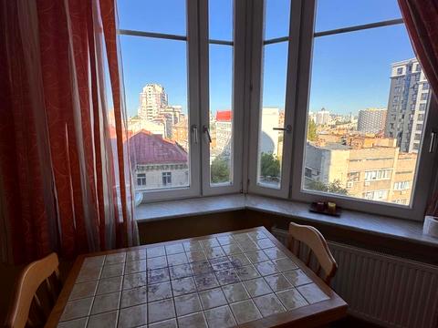 квартира за адресою Несторівський пров., 6