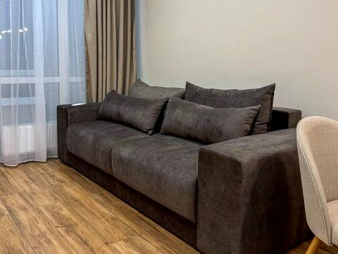 квартира за адресою Олександра Олеся вул., 9-А