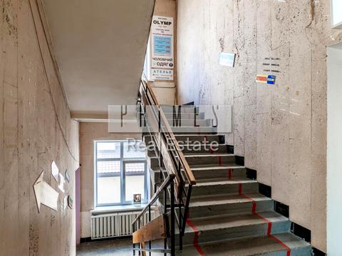 комерційна за адресою Спаська вул., 8-Б