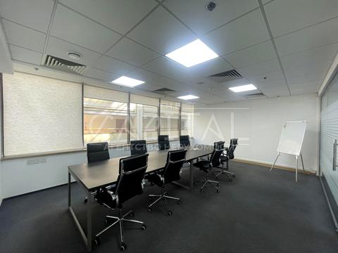 комерційна за адресою Київ, Богдана Хмельницького вул., 52