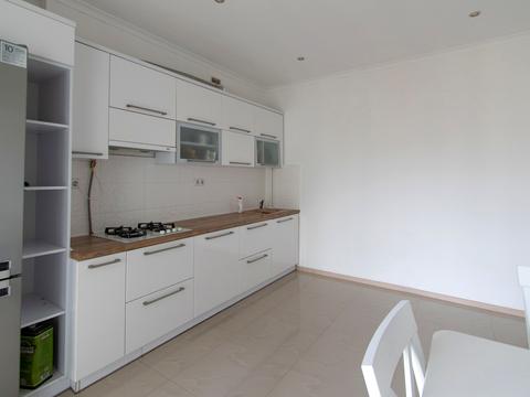 квартира за адресою Олександра Довженка вул., 23а