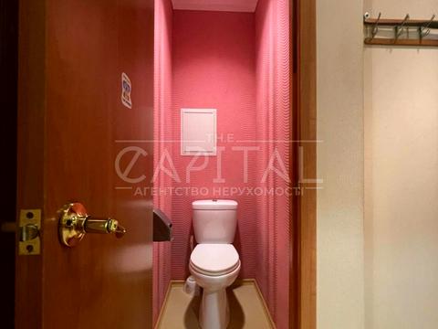 комерційна за адресою Печерський узвіз, 15