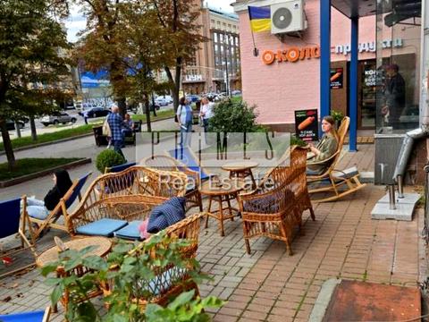 коммерческая по адресу Крещатик ул. (Kreschatic), 27