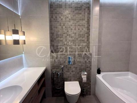 квартира за адресою Зарічна вул., 4