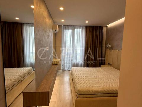 квартира за адресою Зарічна вул., 4