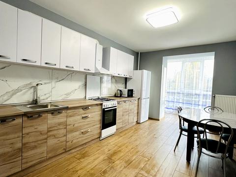 квартира за адресою Володимира Великого вул., 9-А