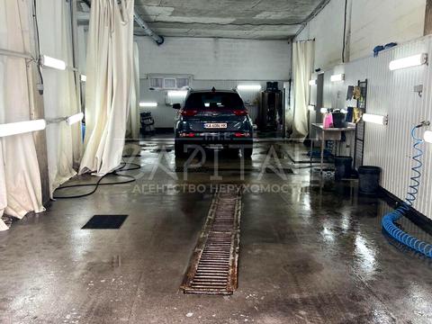 комерційна за адресою Польова вул., 25