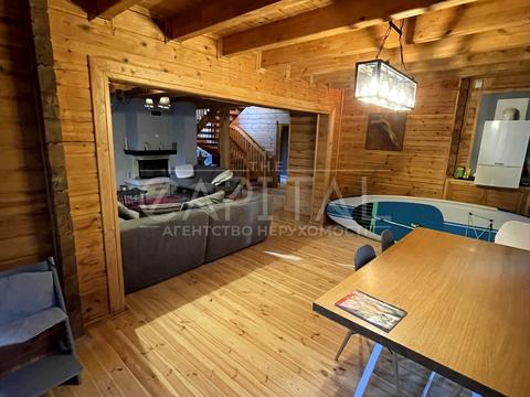 будинок за адресою Валова вул.