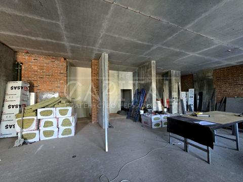 комерційна за адресою Звіринецька вул., 70-А