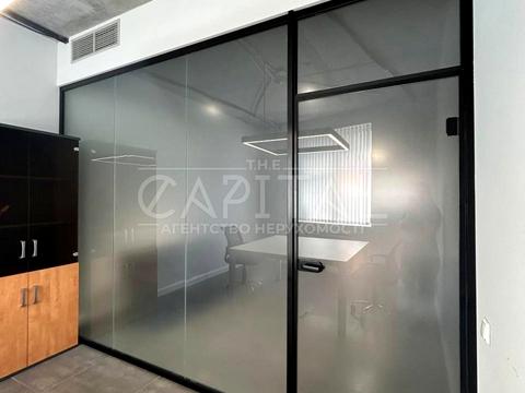 комерційна за адресою Лесі Українки бульв., 7