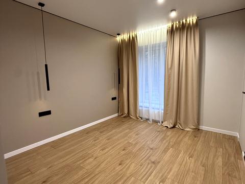 будинок за адресою Сім'ї Шкарівських вул.