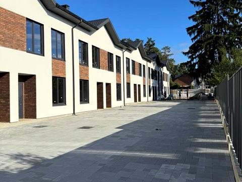 будинок за адресою Сім'ї Шкарівських вул.