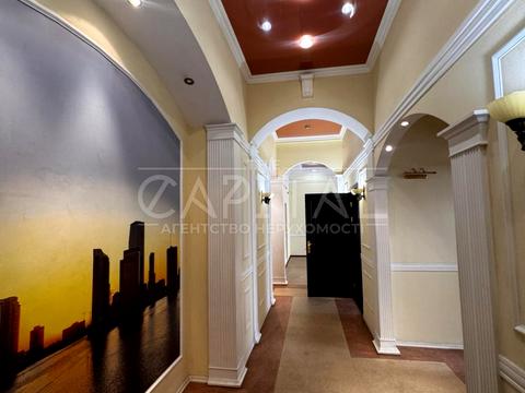 комерційна за адресою Саксаганського вул., 28