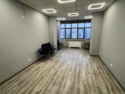 коммерческая по адресу Большая Васильковская ул. (Красноармейская), 72