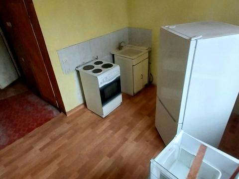 квартира за адресою Анни Ахматової вул., 25