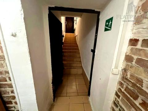 комерційна за адресою Джона Маккейна вул. (Івана Кудрі), 20