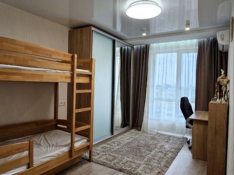 квартира за адресою Левка Лук'яненка вул. (Василя Жуковського), 16-24