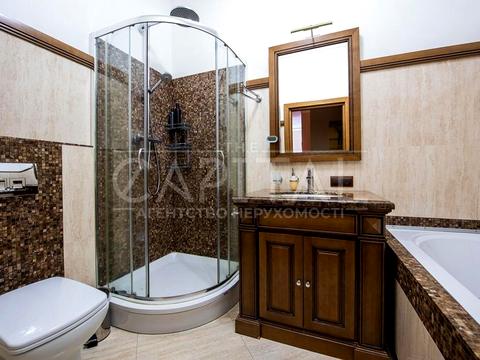 будинок за адресою Петра Сагайдачного