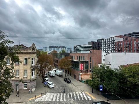 квартира за адресою Романа Дашкевича вул., 2