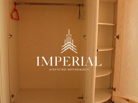 квартира за адресою Анни Ахматової вул., 13